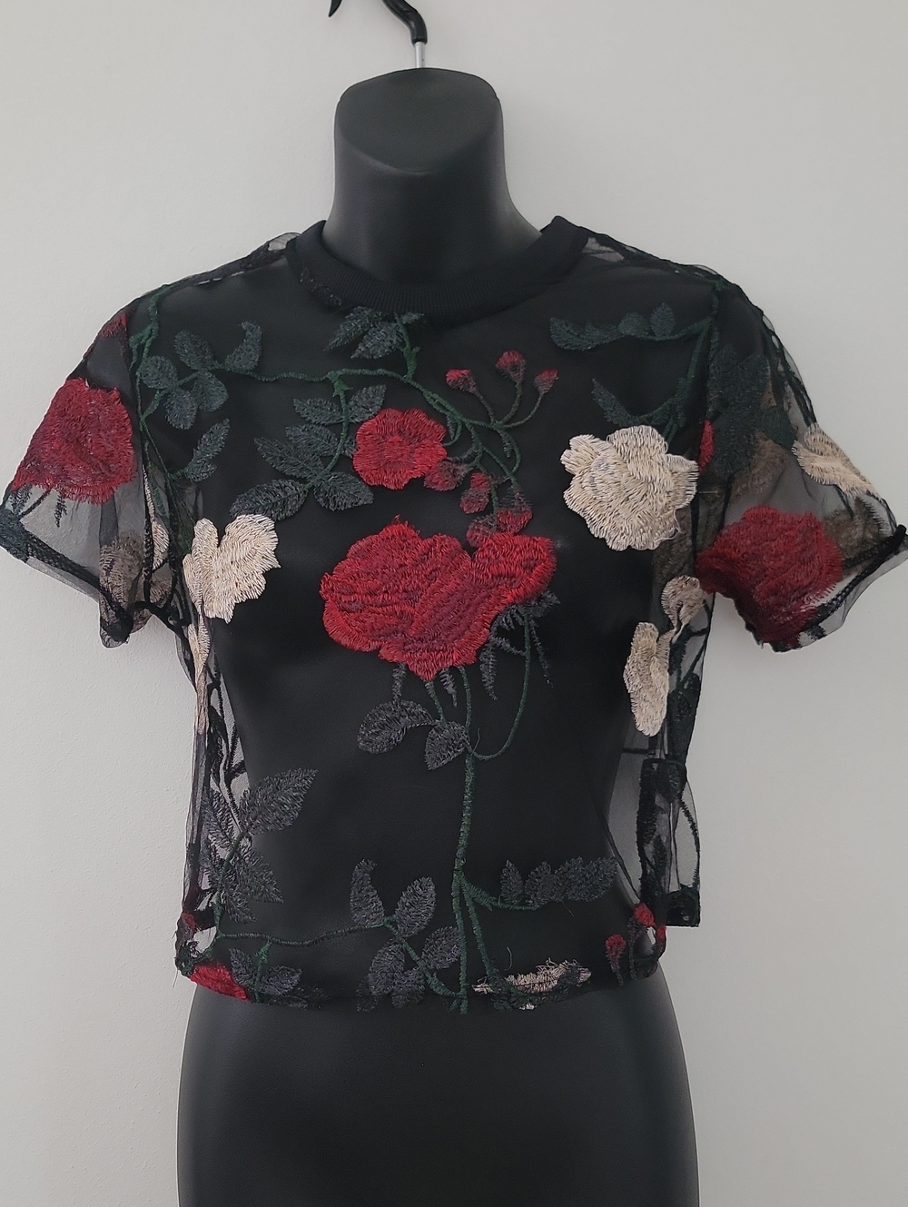 Black Sheer Floral Embroidered Crop Top - Red & Cream Flowers